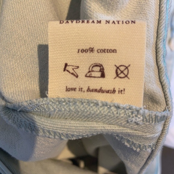 Daydream Nation Jean Shorts High Waist Light Wash Size 12 NWT Boho Festival - Picture 6 of 7